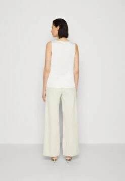 Anna Field Débardeur - Off White -Anna Field Soldes Boutique 0af3a6d4c2f549d88a75e6f09f610815