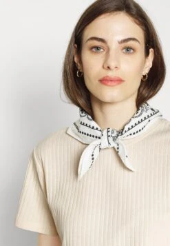 Top Skirt Set - Jupe Crayon - 003 - Off-White -Anna Field Soldes Boutique 17d77307363e48c6bd680b42cdfb7bf7