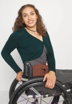 Anna Field Gilet - Dark Green -Anna Field Soldes Boutique 20425656993d4f68a9da335a7c56cc67