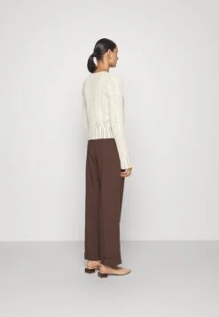 Anna Field Pointelle Bolero - Gilet - Offwhite -Anna Field Soldes Boutique 370d2612e3964abbb262b7e525e4fe8e