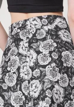 Jupe Trapèze - Black/White 13 Jupe Trapèze - Black/White -Anna Field Soldes Boutique 3a80a75ead6d463b8155f7b9a43e073c