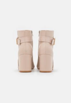 Anna Field Boots À Talons - Beige -Anna Field Soldes Boutique 4f1af54ed07049fdbdd2882e23daf19e