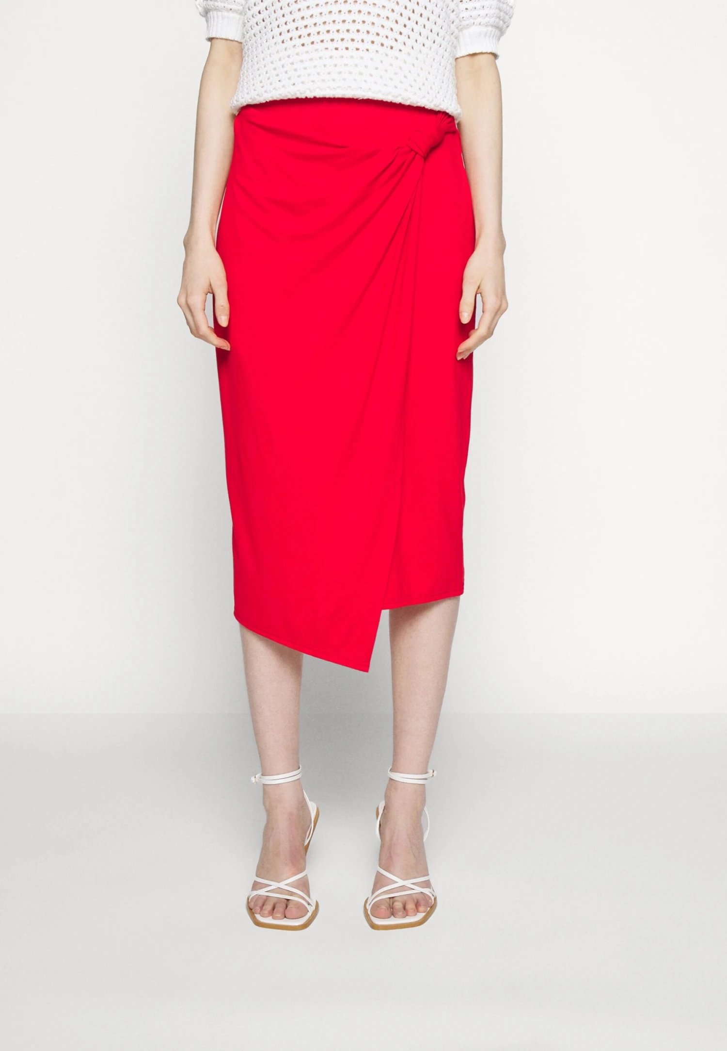 Anna Field Front Knot Midi Skirt - Jupe Crayon - Red 5 Anna Field Front Knot Midi Skirt - Jupe Crayon - Red – Image 3