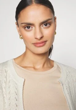 Anna Field Pointelle Bolero - Gilet - Offwhite -Anna Field Soldes Boutique 679490d6e4a742c38ee57dd496b06f90