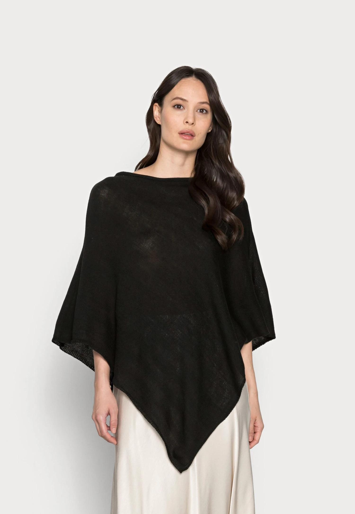Anna Field Cape - Black 3 Anna Field Cape - Black