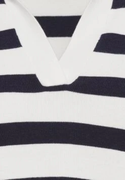 Anna Field Pullover - Off-White/Dark Blue -Anna Field Soldes Boutique 9aa8604a7255411d9cd9584177e7e5f3