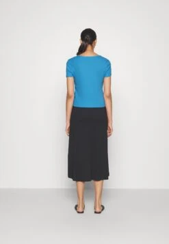 Anna Field Gilet - Blue -Anna Field Soldes Boutique a4aad17944954a90ab6c553d0aaa1486