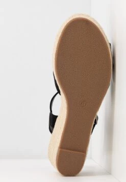 Anna Field Sandales À Plateforme - Black 15 Anna Field Sandales À Plateforme - Black -Anna Field Soldes Boutique bd78c0b61d6348579d44b191638a629d