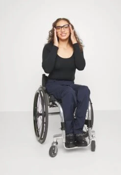 Anna Field Pantalon Classique - Dark Blue -Anna Field Soldes Boutique c7e83a27a1a241a5b1d2c830bf76d55f