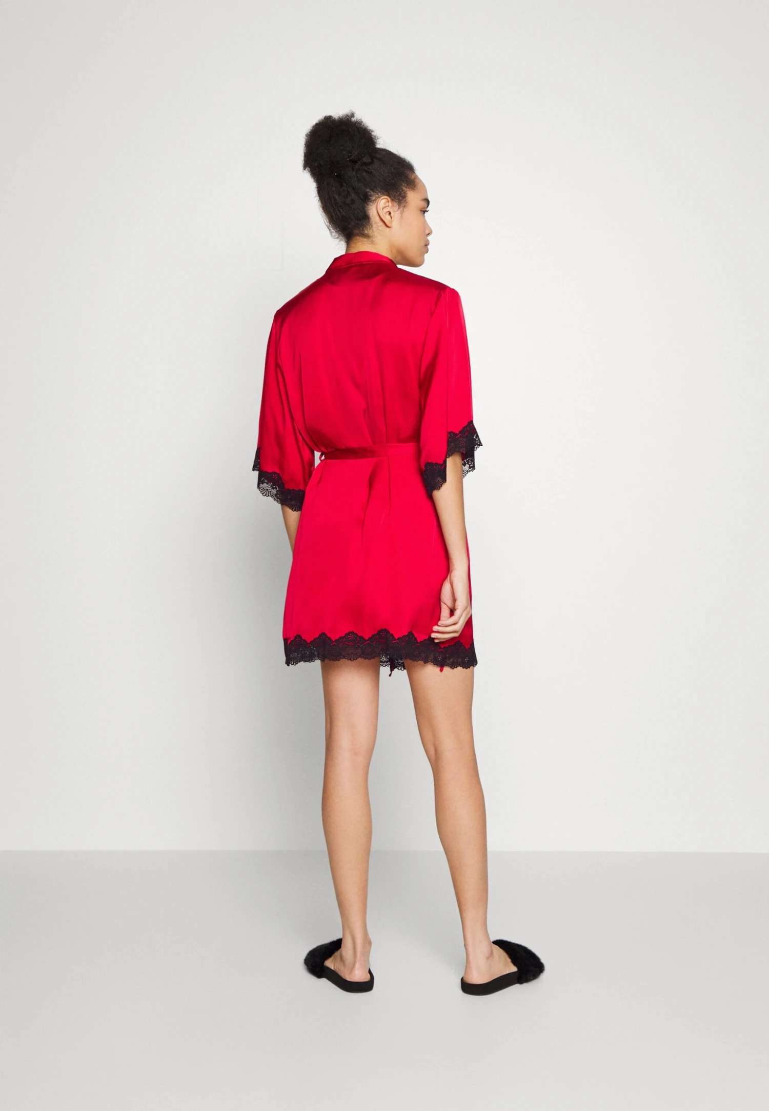 Anna Field 4 Piece Gift Set - Pyjama - Black/Red 6 Anna Field 4 Piece Gift Set - Pyjama - Black/Red â Image 4