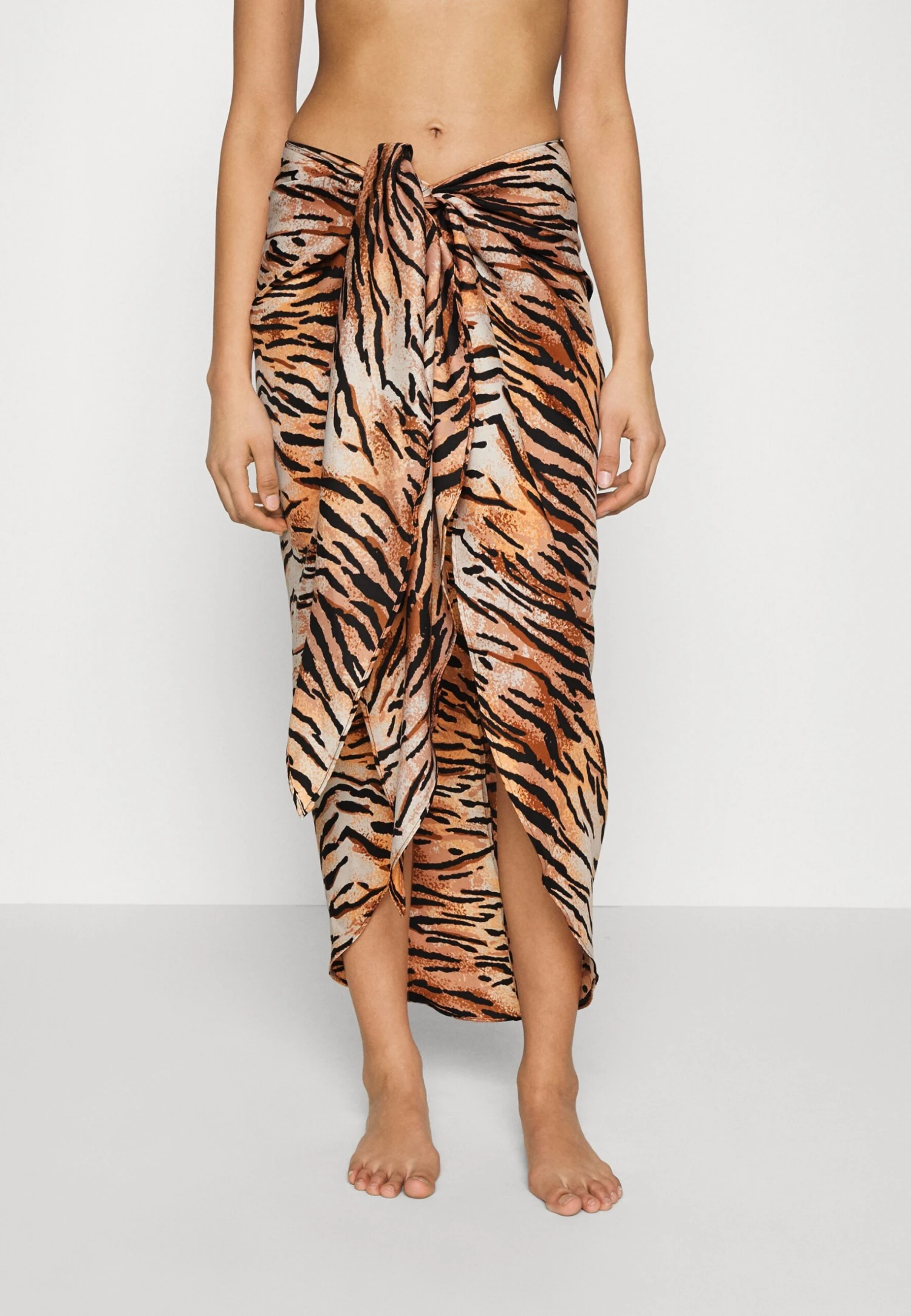 Anna Field Geo Print Sarong / 917 - Multi-Coloured - Jupe Portefeuille - Multi-Coloured 3 Anna Field Geo Print Sarong / 917 - Multi-Coloured - Jupe Portefeuille - Multi-Coloured