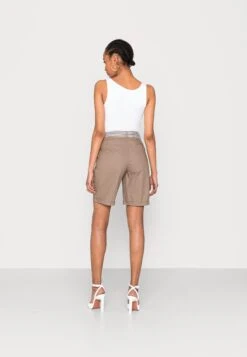 Anna Field Short - Taupe 9 Anna Field Short - Taupe -Anna Field Soldes Boutique e61c53ac185142a3a599f8ff60c08f8e
