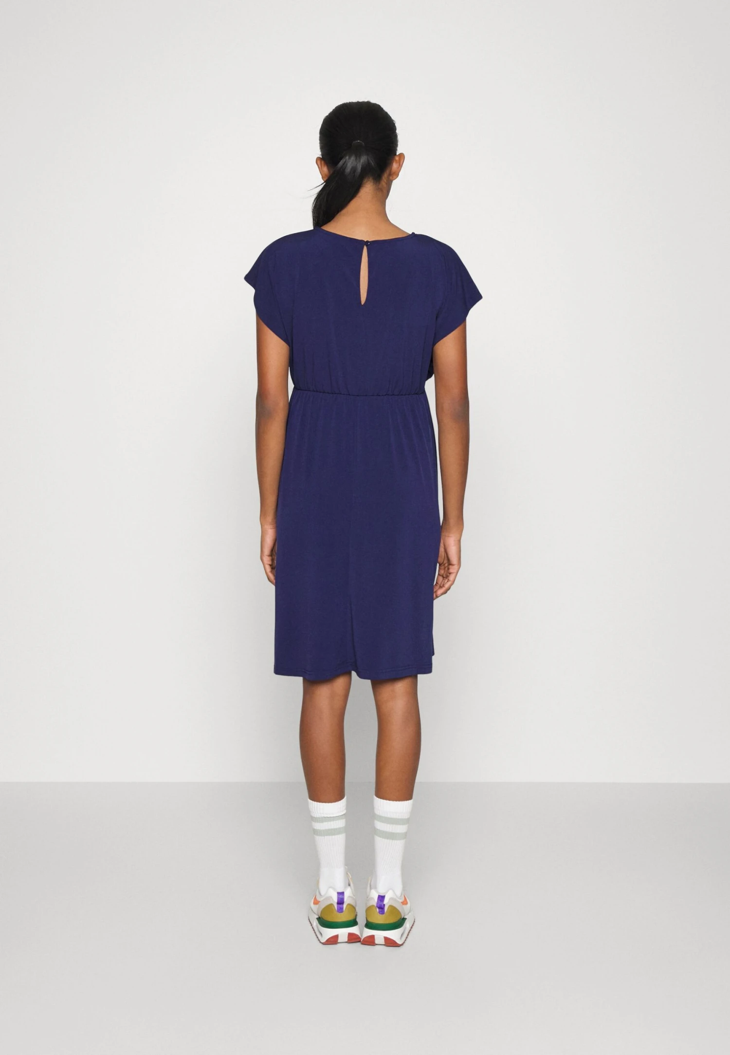 Fit And Flare Flowy Dropped Shoulder - Robe En Jersey - Dark Blue 5 Fit And Flare Flowy Dropped Shoulder - Robe En Jersey - Dark Blue – Image 3
