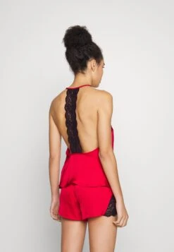 Anna Field 4 Piece Gift Set - Pyjama - Black/Red 21 Anna Field 4 Piece Gift Set - Pyjama - Black/Red -Anna Field Soldes Boutique f10826b14a8f46d2a659fa13b35c53d6