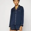 Anna Field Pyjama - Dark Blue 1 Anna Field Pyjama - Dark Blue -Anna Field Soldes Boutique f576e3744da94c28bfbcb186d3b1763a